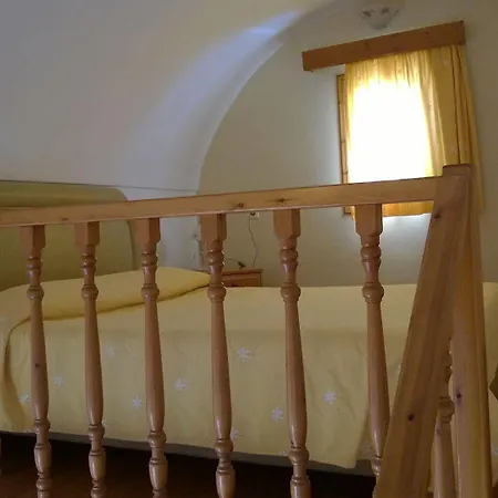 Aparthotel Anemomilos