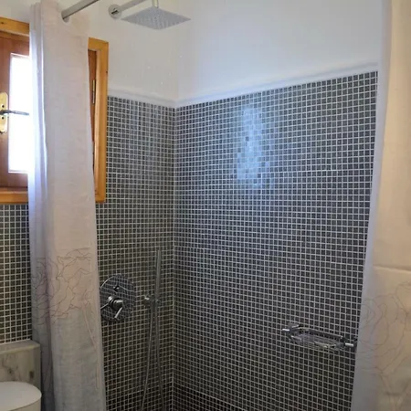 阿奈莫美洛套房酒店