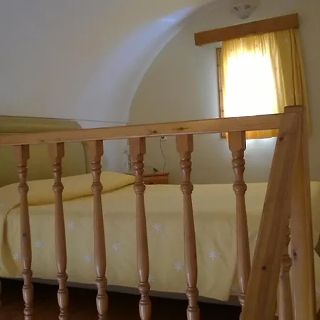 Aparthotel Anemomilos