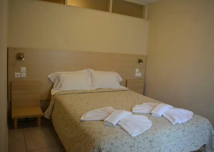 Anemomilos Apartahotel Fira (Santorini)