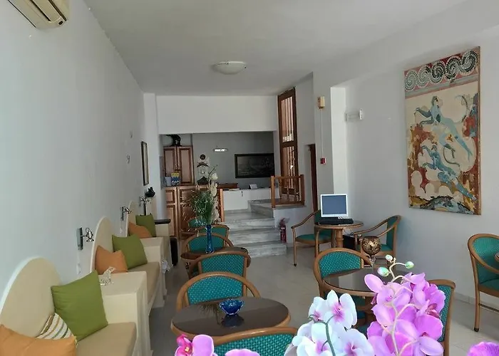 Anemomilos Fira (Santorini)