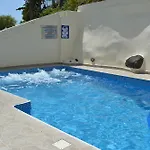 Apart-hotel Anemomilos