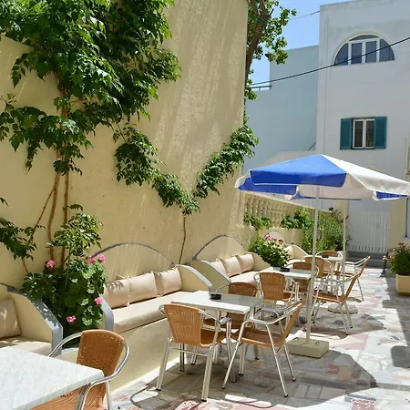 Anemomilos Fira (Santorini)