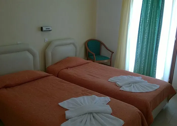 Aparthotel Anemomilos 4*