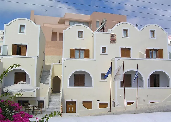 أنيموميلوس سويتس 4* ثيرا