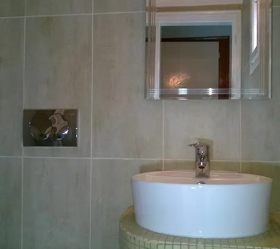 أنيموميلوس سويتس