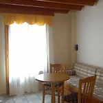 Anemomilos Aparthotel