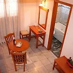 Anemomilos 4* Fira (Santorini)